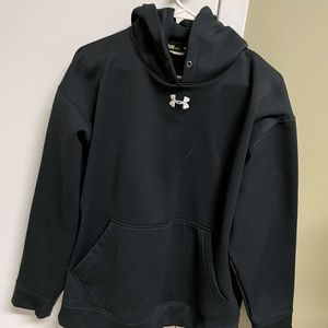 Under Armor Sweater Size Medium